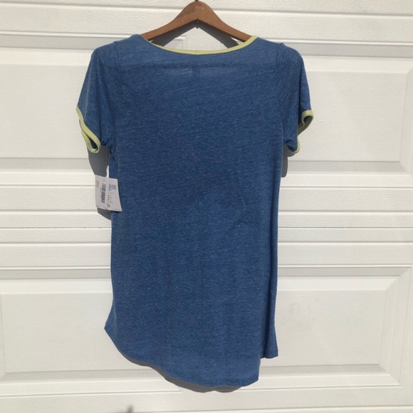 NWT LuLaRoe Blue Comfy Casual XS Classic Tee - Picture 2 of 5